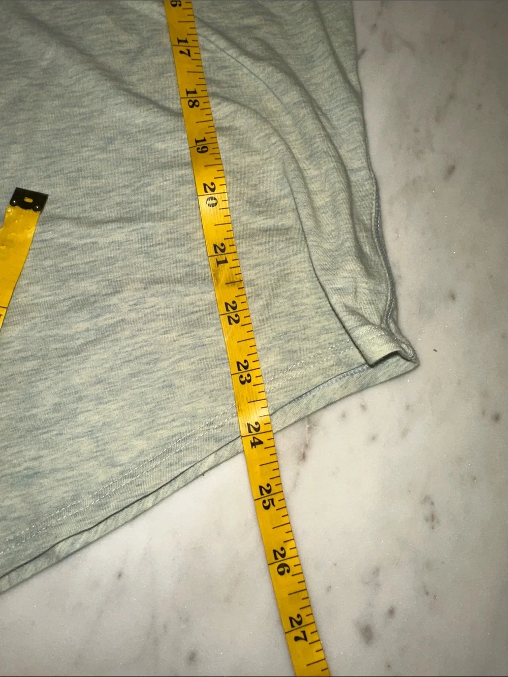 Lululemon Light Green V-Neck Women’s Tee size 10